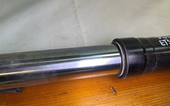 KTM RC 390 2016 Gabel USD Gabelbrücke unten - Bild 8