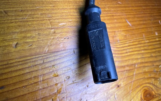 KTM RC 390 2016 ABS Sensor vorne - Bild 3 KTM RC 390 2016 ABS Sensor vorne - Bild 3