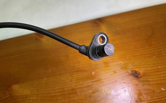 KTM RC 390 2016 ABS Sensor hinten - Bild 4 KTM RC 390 2016 ABS Sensor hinten - Bild 4