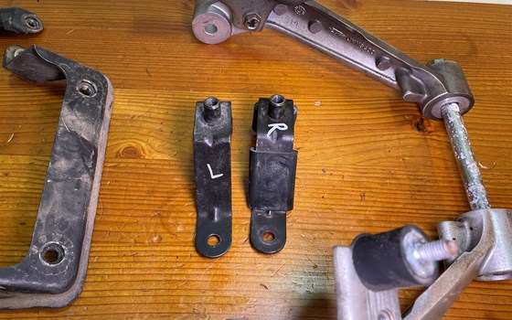 KTM RC 390 2016 Halterungen Verkleidungshalterung Motorhalterung - Bild 3 KTM RC 390 2016 Halterungen Verkleidungshalterung Motorhalterung - Bild 3