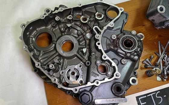KTM RC 390 2016 Motorblock Motorgehäuse Gehäuse - Bild 3 KTM RC 390 2016 Motorblock Motorgehäuse Gehäuse - Bild 3