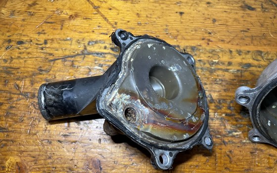 Kawasaki ZX-10R Ninja 06-07 Wasserpumpe Pumpe - Bild 3