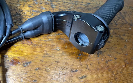 Kawasaki ZX-10R Ninja 06-07 Gasgriff Seilzüge Bowdenzug - Bild 12