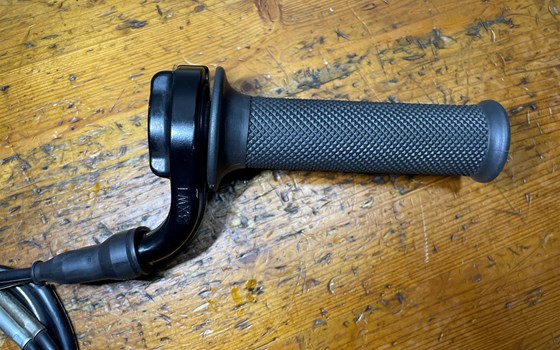 Kawasaki ZX-10R Ninja 06-07 Gasgriff Seilzüge Bowdenzug - Bild 7