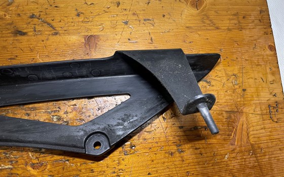 Kawasaki ZX-10R Ninja 06-07 Kettenschutz - Bild 6