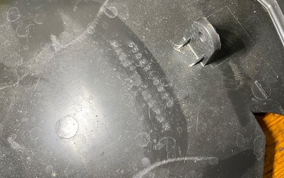 Kawasaki ZX-10R Ninja 06-07 Innenverkleidung unten Gabelbrücke - Bild 6