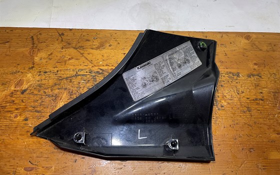 Kawasaki ZX-10R 06-07 Sitzbankverkleidung Tankverkleidung links - Bild 5