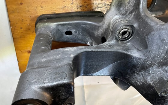 Kawasaki ZX-10R Ninja 06-07 Schwinge Schwingarm - Bild 12