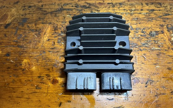 Kawasaki ZX-10R Ninja 06-07 Regler Spannungsregler - Bild 2