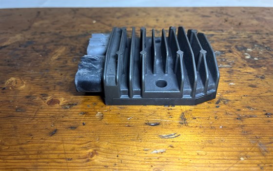 Kawasaki ZX-10R Ninja 06-07 Regler Spannungsregler - Bild 4