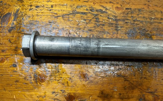 Kawasaki ZX-10R Ninja 06-07 Achse vorne Vorderradachse - Bild 2