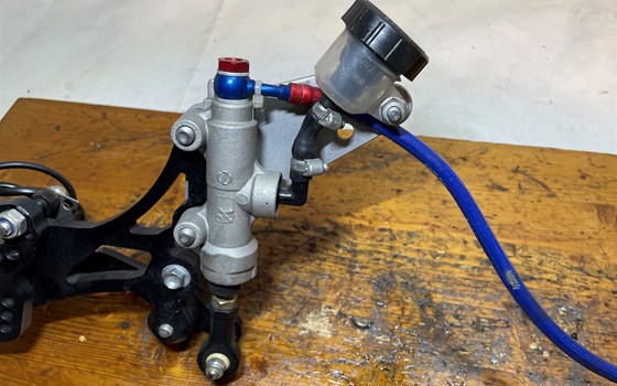 Kawasaki ZX-10R Ninja 06-07 Fußrastenanlage Valter Moto Racing - Bild 15