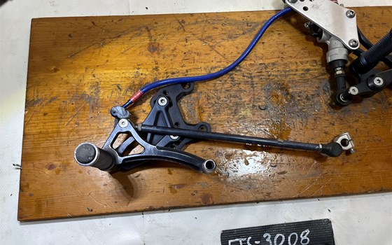 Kawasaki ZX-10R Ninja 06-07 Fußrastenanlage Valter Moto Racing - Bild 2