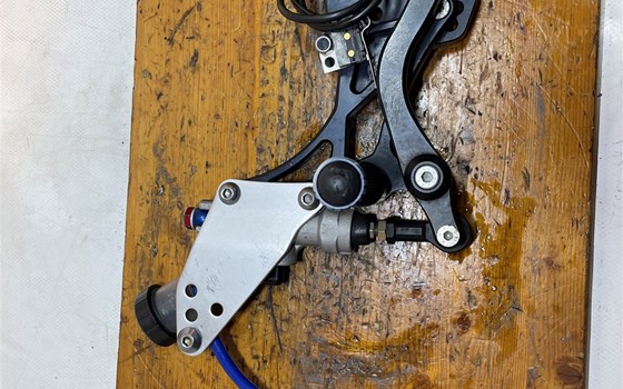 Kawasaki ZX-10R Ninja 06-07 Fußrastenanlage Valter Moto Racing - Bild 7