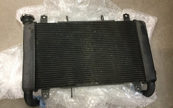 Kühler CB650 - Bild 1