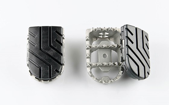 ION Fußrasten-Kit. Schwarz. Royal Enfield Himalayan 450 (23-). - Bild 1 ION Fußrasten-Kit. Schwarz. Royal Enfield Himalayan 450 (23-). - Bild 1
