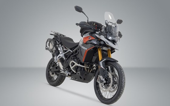 PRO Seitenträger. Schwarz. Triumph Tiger 900 GT/GT Pro/Rally Pro. - Bild 2