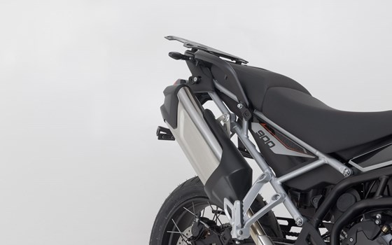 PRO Seitenträger. Schwarz. Triumph Tiger 900 GT/GT Pro/Rally Pro. - Bild 5