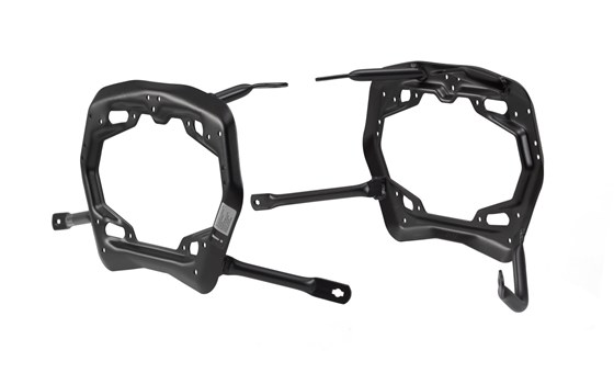 PRO Seitenträger. Schwarz. Moto Guzzi Stelvio (23-). - Bild 1 PRO Seitenträger. Schwarz. Moto Guzzi Stelvio (23-). - Bild 1