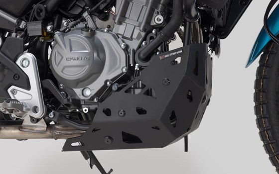 Motorschutz. Schwarz. CFMoto 450MT (23-). - Bild 5 Motorschutz. Schwarz. CFMoto 450MT (23-). - Bild 5