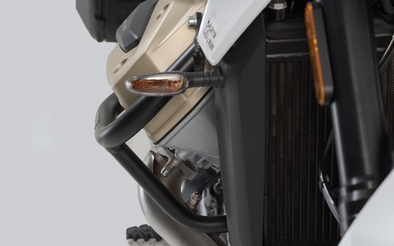 Sturzbügel. Schwarz. Moto Guzzi V100 Mandello/S, Stelvio. - Bild 3