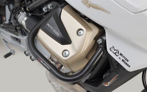 Sturzbügel. Schwarz. Moto Guzzi V100 Mandello/S, Stelvio. - Bild 4 Sturzbügel. Schwarz. Moto Guzzi V100 Mandello/S, Stelvio. - Bild 4