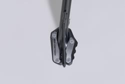 Seitenständerfuß-Verbreiterung. Schwarz/Silbern. Suzuki GSX-S10000GX (23-).