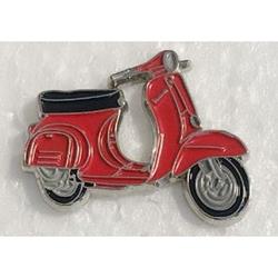 Pin mit Motiv "Vespa V50" Motorroller