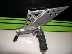 Fußrastenträger + Fußraste und Schalthebel