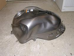 Tank Z900 Modell 2020 Metallic Graphite Grey beschädigt!