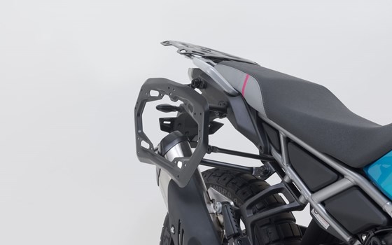 TRAX ADV Alukoffer-System. Silbern. 45/37 l. CFMoto 450MT (23-). - Bild 3