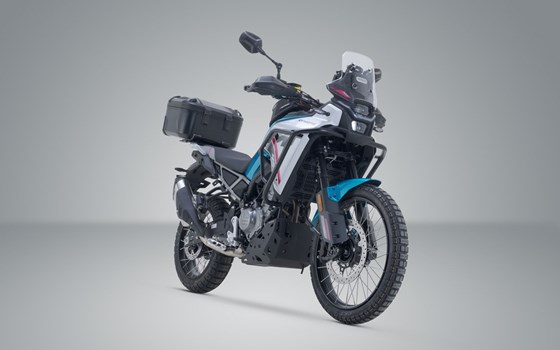 DUSC L Topcase-System. Schwarz. 41 l. CFMoto 450MT (23-). - Bild 2 DUSC L Topcase-System. Schwarz. 41 l. CFMoto 450MT (23-). - Bild 2