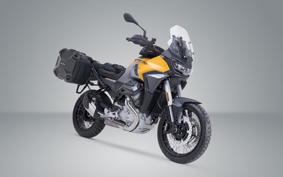 DUSC Hartschalenkoffer-System. Schwarz. 41/41 l. Moto Guzzi Stelvio (23-). - Bild 2 DUSC Hartschalenkoffer-System. Schwarz. 41/41 l. Moto Guzzi Stelvio (23-). - Bild 2