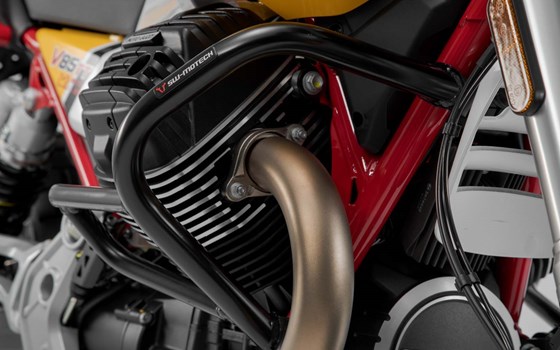 Sturzbügel. Schwarz. Moto Guzzi V85 TT/Travel/Strada (19-). - Bild 4 Sturzbügel. Schwarz. Moto Guzzi V85 TT/Travel/Strada (19-). - Bild 4