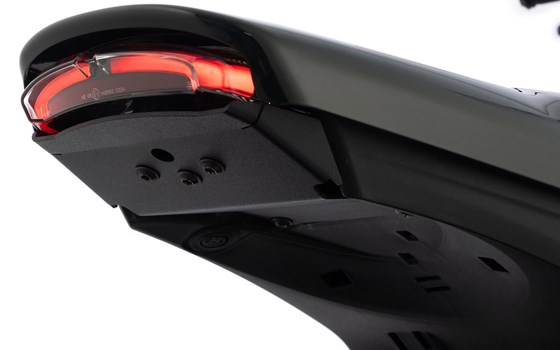 Heckabschluß ohne Kennzeichenhalter R 12 nineT/S- schwarz - Bild 2