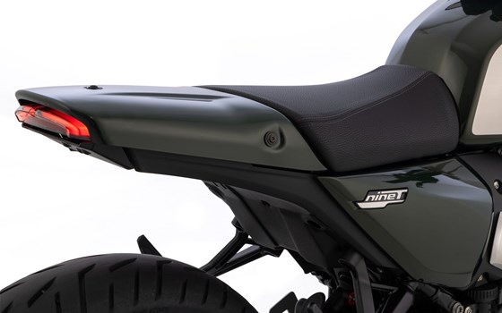 Heckabschluß ohne Kennzeichenhalter R 12 nineT/S- schwarz - Bild 3