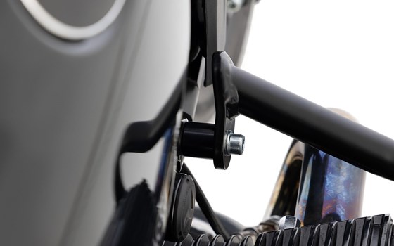 Verbreiterungssatz für Motorschutzbügel R 12- schwarz - Bild 1