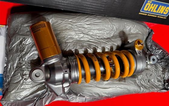 Öhlins TTX GP Stoßdämpfer HO 568 - Bild 2 Öhlins TTX GP Stoßdämpfer HO 568 - Bild 2