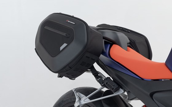 PRO BLAZE H Satteltaschen-Set. Schwarz. Tuono 660 / RS 660 (20-), RS 457 (24-). - Bild 3