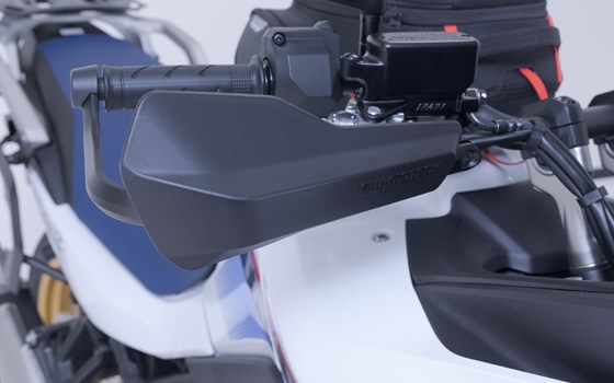 Sport Handprotektoren-Kit. Schwarz. Für 22 mm Lenker. 1-Punkt Befestigung. - Bild 3