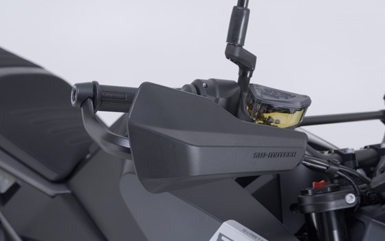 Sport Handprotektoren-Kit. Schwarz. Husqvarna Svartpilen 801 (24-). - Bild 4