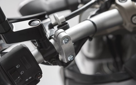 BBSTORM Handprotektoren-Kit. Schwarz. Yamaha MT-09 (13-20), XSR700/900. - Bild 3