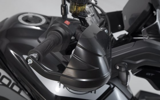 BBSTORM Handprotektoren-Kit. Schwarz. Triumph Tiger 900/GT/Rally/Pro (19-23). - Bild 5 BBSTORM Handprotektoren-Kit. Schwarz. Triumph Tiger 900/GT/Rally/Pro (19-23). - Bild 5