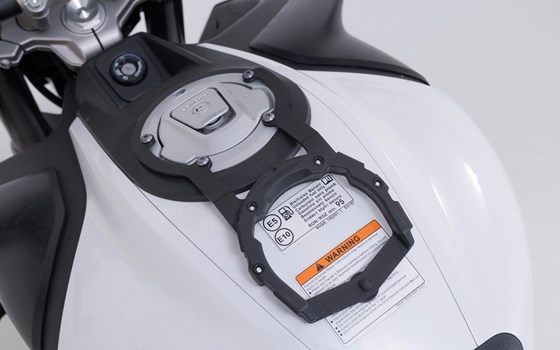 PRO Tankring. Schwarz. CFMoto 450NK / 450SR / 450SR S (23-). - Bild 2