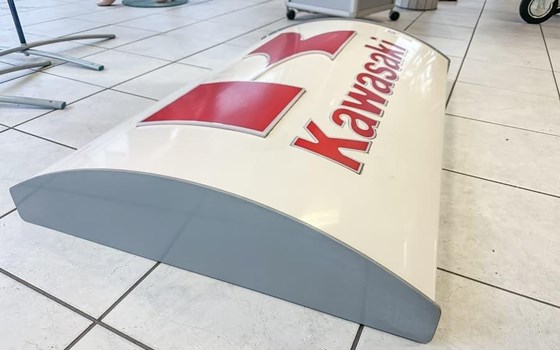 Werbeleuchtkasten Kawasaki - Bild 4 Werbeleuchtkasten Kawasaki - Bild 4