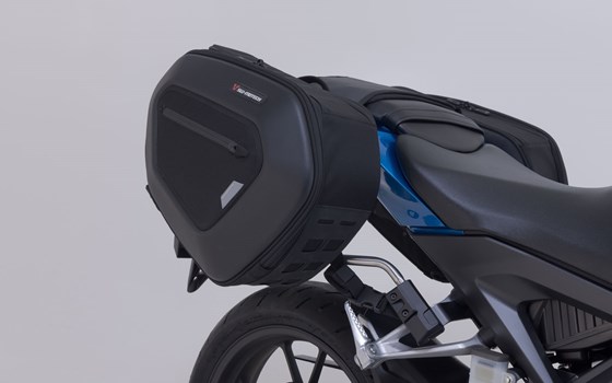 PRO BLAZE H Satteltaschen-Set. Schwarz. Honda CB125R (17-). - Bild 3