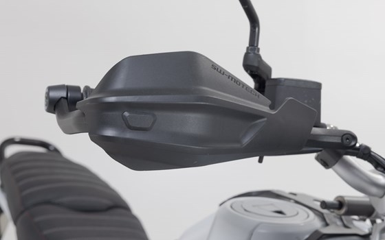 Adventure Handprotektoren-Kit. Schwarz. Ducati DesertX / Rally, CFMoto 800MT-X. - Bild 4