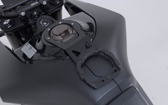 PRO Tankring. Schwarz. Husqvarna Svartpilen 801 (24-). - Bild 2 PRO Tankring. Schwarz. Husqvarna Svartpilen 801 (24-). - Bild 2