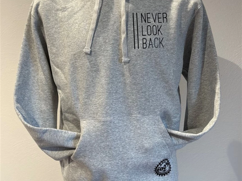 Hoodie - Hellgrau mit Print in Schwarz Bild 1: Hoodie - Hellgrau mit Print in Schwarz