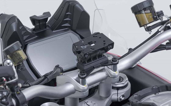 Navi-Halter am Lenker. Schwarz. Ducati Multistrada V4 (20-), V2 (24-). - Bild 1